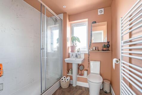 Shower Room.JPG