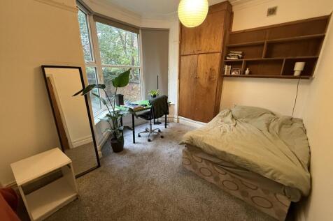 Derby Road, Fallowfield, £145pppw photo 4