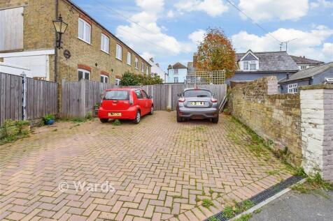 Driveway/Parking