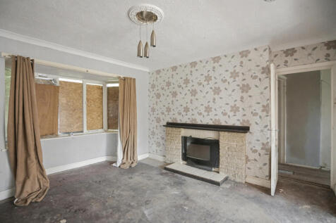 23 Cedar Drive, Chickenley, Dewsbury, West Yorkshire, WF12 8NU