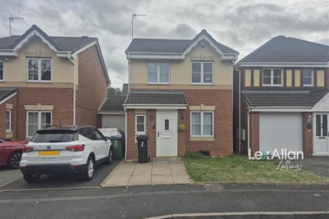 Slater Close Cradley Heath 2.jpg