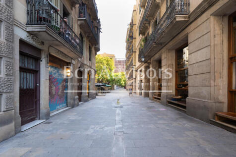 Encantador-y-luminoso-piso-en-edificio-modernis...