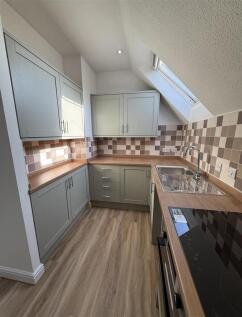 Beechfield Road, Corsham photo 3