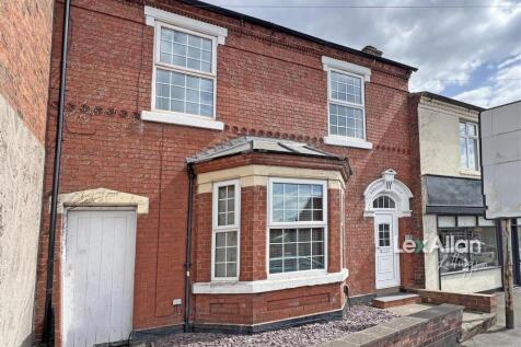 High Street Wollaston 2.jpg