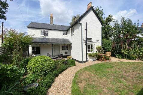Royston, SG8 - property photo