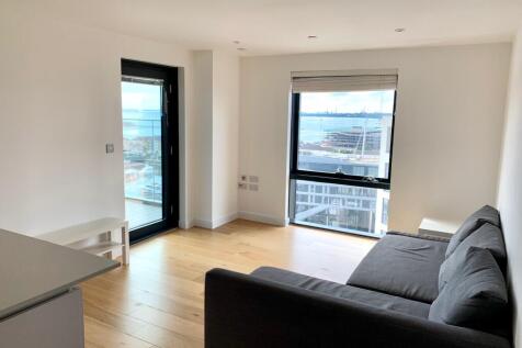 The Moresby Tower, Ocean Village, Southampton, SO14 photo 3