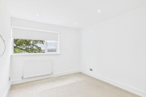 CAM05526G0-PR0028...