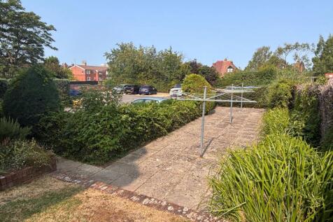 Garden 3