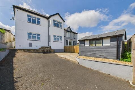 CAM04201G0-PR0091-STILL030