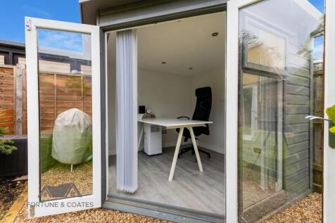 edited garden office.jpg