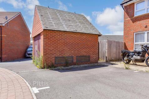 Driveway/Parking