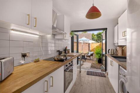 For Sale by Aspire Residential | Springfield Garde