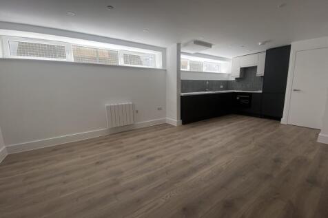 Upperton Road, Eastbourne, East Sussex photo 3
