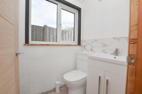 Toilet.jpg