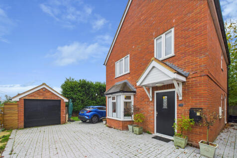 CAM02909G0-PR0507-STILL007