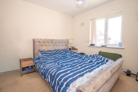 Swinton Close, Hamilton, Leicester photo 4