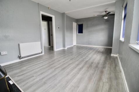 Open Plan Lounge and Bedroom