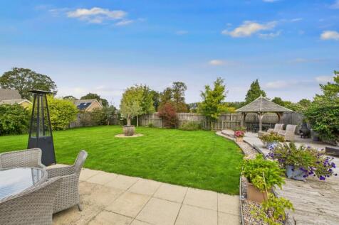 Garden- Mark Stephens EweMove Newmarket and Soham 