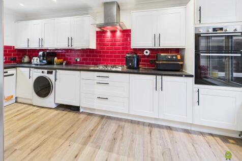 Presented by Clinton at EweMove Bexleyheath and Da