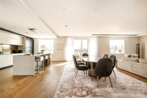 Reception / Kitchen