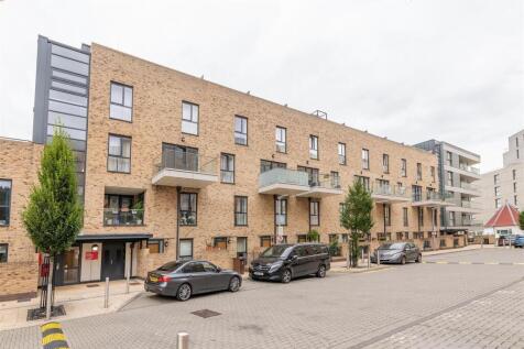 Parade Gardens, E4