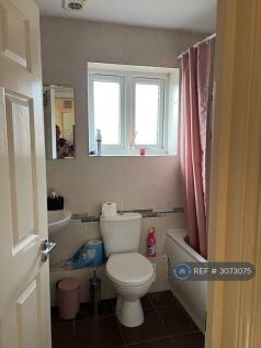 High St South, Dunstable, LU6 photo 2