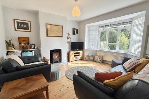 32 Grangefields Rd-6.jpg
