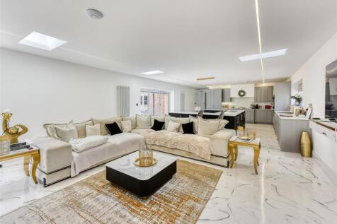 Meadow View-kitchen4.jpg