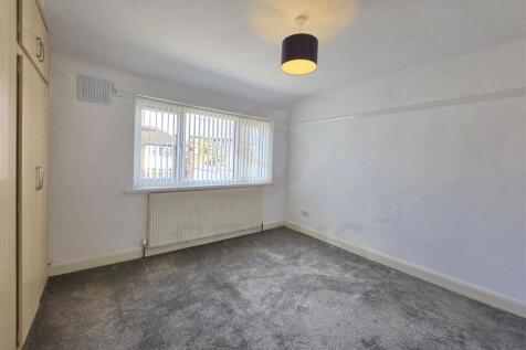 Abbey Drive, Abbey, Leicester photo 4