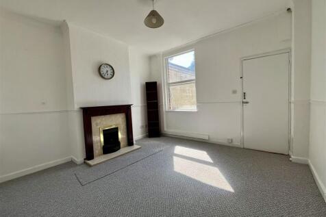 Parkfield Road, Wolverhampton photo 4