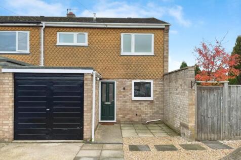 Sanctus Drive, Stratford-upon-Avon photo 4