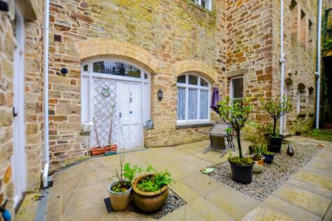 3 old manor house TPS Bodmin 01208 74182