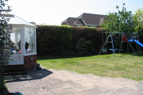 Yewhurst Close, Twyford, Reading, Berkshire, RG10 9PW photo 4