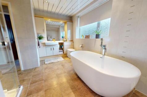 St. Marys Avenue Bathroom