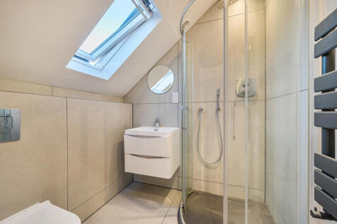 En Suite Shower Room