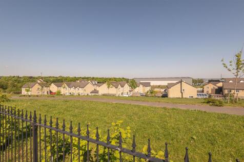 56 - 12 Pavillion View HD3 3WU.jpg