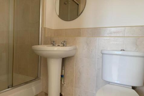old en-suite.jpg