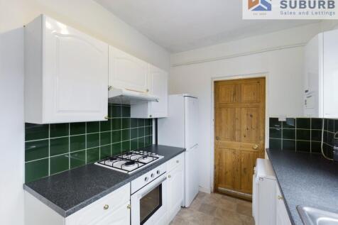 ST323 Kitchen (1)