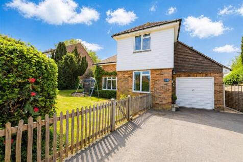10 Claremont Rise - Front Shot 2.jpg