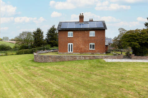 upper foxhall hou...