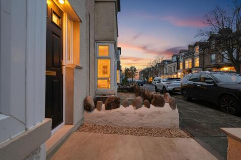 Sunsets over The bay