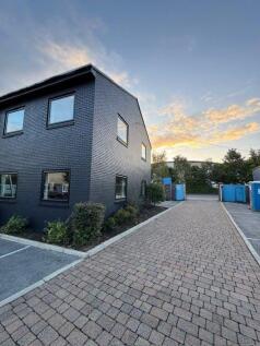 One Trafford Park 2.JPG