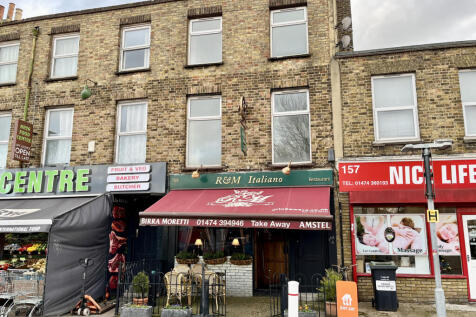 1 bed flat to rent Parrock Street, Gravesend DA12