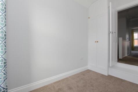 159 devizes road PH27.JPG