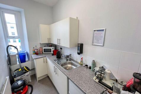 Communal Kitchen