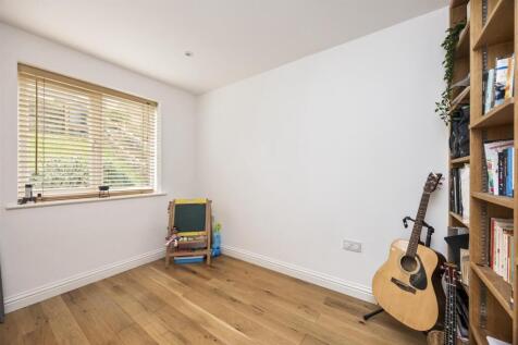 117 CARDEN HILL (11).JPG