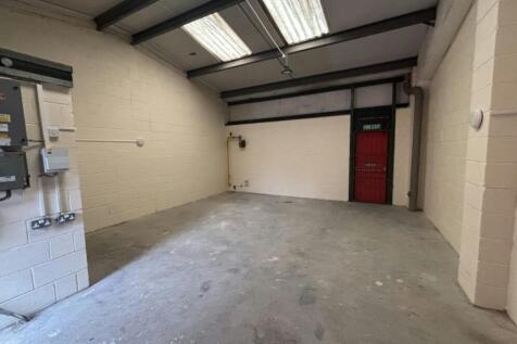 38 Hirwaun.jpg