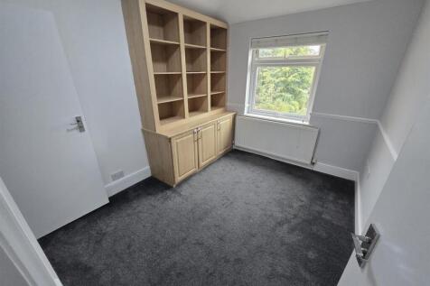 WhatsApp Image 2025-10-10 at 4.34.07 PM (2).jpeg