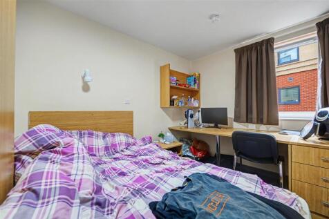 Flat 23, Asha House, 63 Woodgate, Loughborough, Leicestershire, LE11 2TZ photo 5