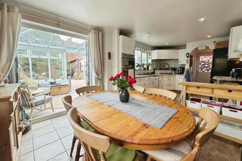 5cc3b8db--490A-BD31-4C103E9AC0E0-46764-00000FEB753